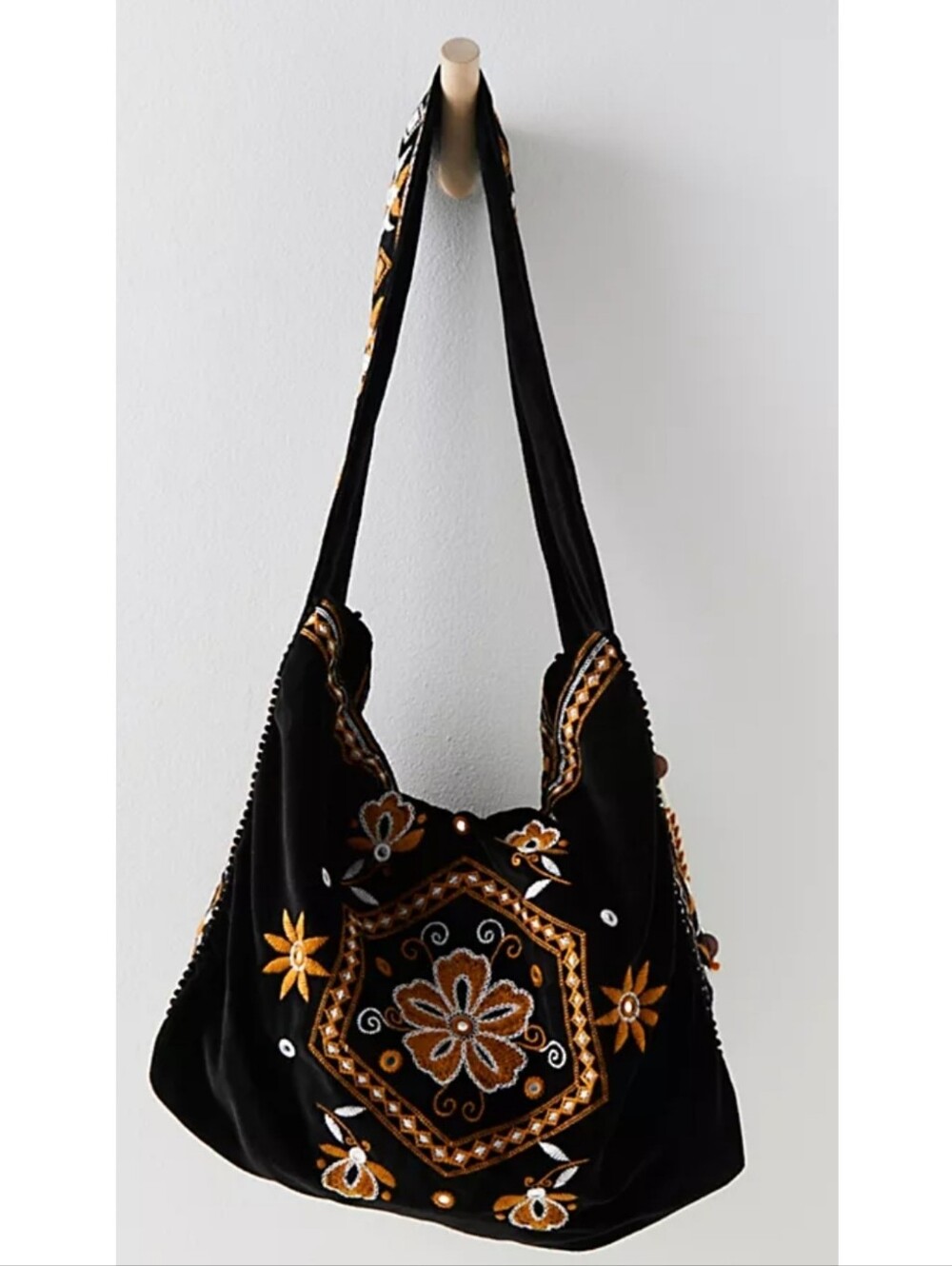 Free People RARE Vic Velvet Embroidered Slouchy Boho Bag In Moody Midnight - Picture 4 of 16